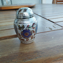 Lade das Bild in den Galerie-Viewer, Urne dompop Kleinformat