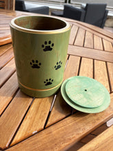 Lade das Bild in den Galerie-Viewer, Urne KOKIA