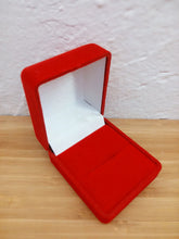 Load image into Gallery viewer, Boîte à Bijoux Rouge - photo 2