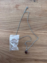 Load image into Gallery viewer, Collier Cinéraire Petit Cœur Argent - photo 2