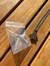 Ladda upp bild till gallerivisning, Collier Urne Etoile - photo 5