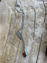 Load image into Gallery viewer, Collier Urne Goutte - photo 6