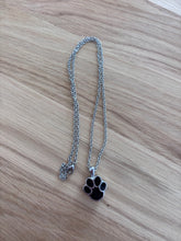 Lade das Bild in den Galerie-Viewer, LOPAKA Pendant Urn