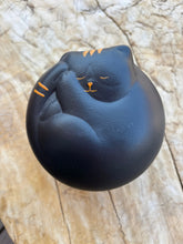 Ladda upp bild till gallerivisning, Urne Chat céramique - photo 1