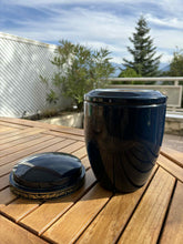 Lade das Bild in den Galerie-Viewer, urne funeraire bleue houx