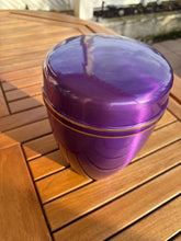 Ladda upp bild till gallerivisning, Urne Métal Œillet violette - photo 4