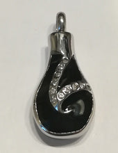Lade das Bild in den Galerie-Viewer, Asche Anhänger LARMBLACK