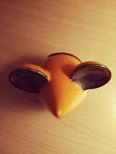 Lade das Bild in den Galerie-Viewer, Urne Für Rongeur Orange