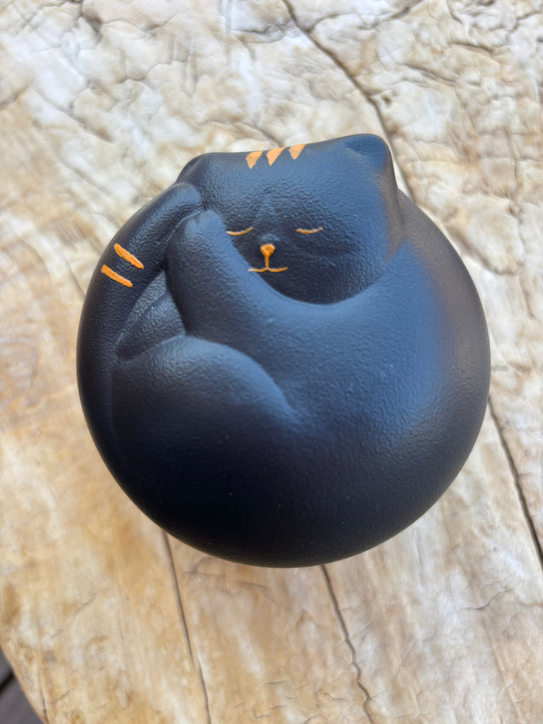 Katzenurne aus Keramik