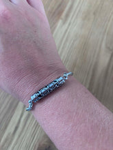 Ladda upp bild till gallerivisning, Bracelet funéraire cyclindre
