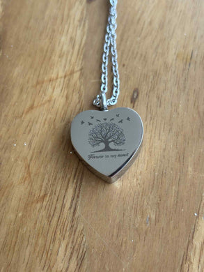 collier urne coeur