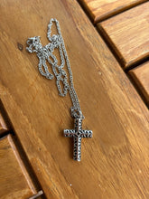 Ladda upp bild till gallerivisning, Pendentif Funéraire Croix - photo 2

