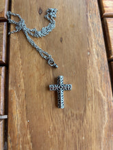 Ladda upp bild till gallerivisning, Pendentif Funéraire Croix - photo 3

