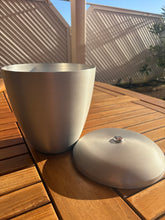 Load image into Gallery viewer, urne aluminium grise Galaxy
