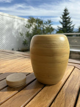 Lade das Bild in den Galerie-Viewer, urne funeraire bakka bambou 
