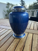 Ladda upp bild till gallerivisning, Urne Bleue Infini - photo 4
