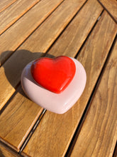 Lade das Bild in den Galerie-Viewer, urne funeraire ceramique coeur
