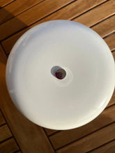 Ladda upp bild till gallerivisning, Urne Métal Paris Blanche - photo 4
