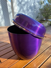 Ladda upp bild till gallerivisning, Urne Métal Paris Violette - photo 1
