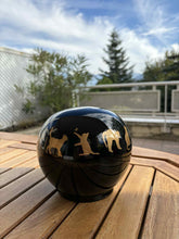 Lade das Bild in den Galerie-Viewer, urne sphere chat
