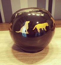 Lade das Bild in den Galerie-Viewer, Keramikkugel-Hundeurne
